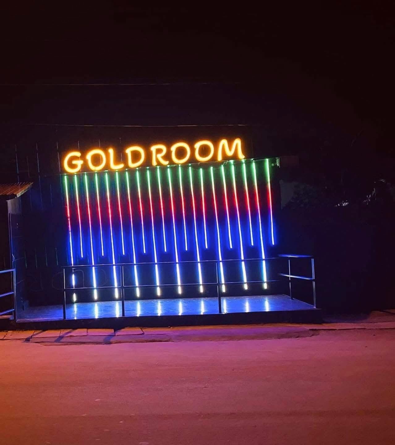 Logo Gold Room BAR