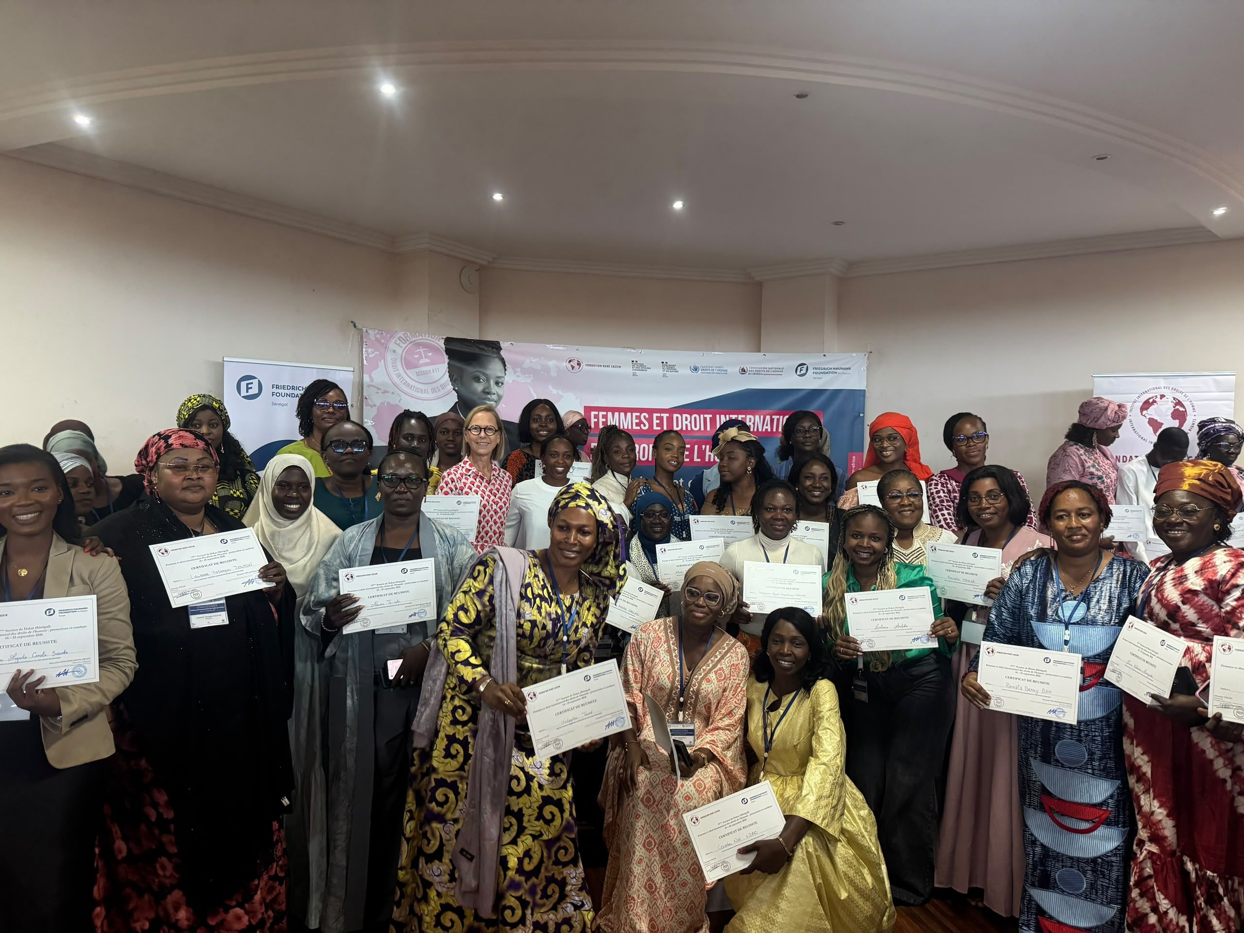 Les particiants lors de la 17e session de Dakar sur les droits des femmes